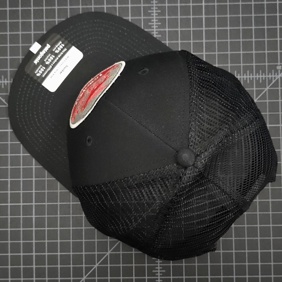 PATAGONIA HAT PATCH TRUCKER HAT-HALEIWA - BLACK W/ BLACK - Picture 6 of 8